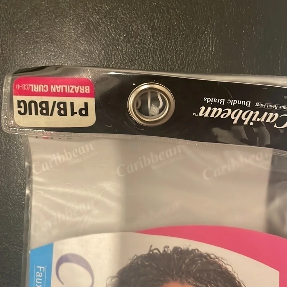 Caribbean Bundle Braids in Brazilian Curl, 1 pack​​​​​​​​​​​​​​​​